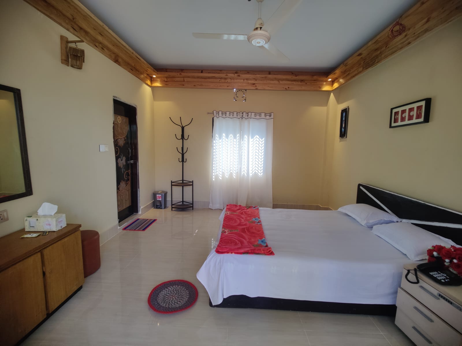 লবস্টার-০৩ Interior