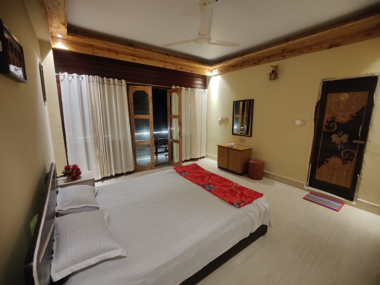 লবস্টার-০৩ Room Decor